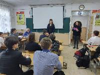 Брюховецкие полицейские пообщались со школьниками