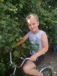 Нужна помощь 7-летнему Максиму Терницскому из Тбилисского района