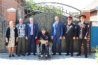 Парад у дома ветерана