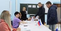 Глава района Сергей Ганжа проголосовал в числе первых