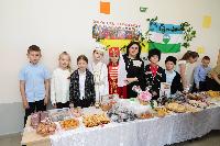 В школе 2 прошла благотворительная ярмарка